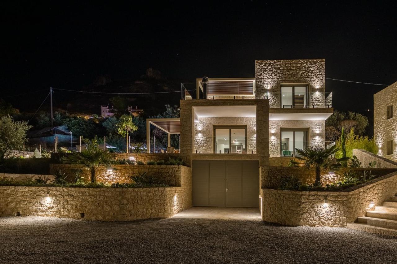 Manitennisvillas Stoúpa Exteriér fotografie
